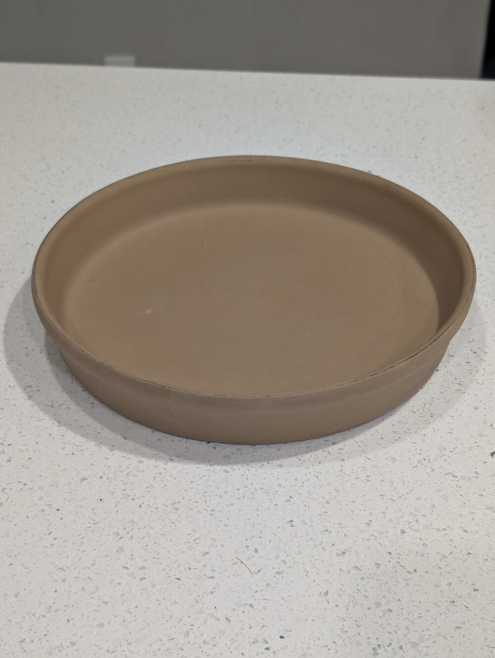 Pampered Chef Stoneware 11-inch Round Baking Dish Family Heritage Collection